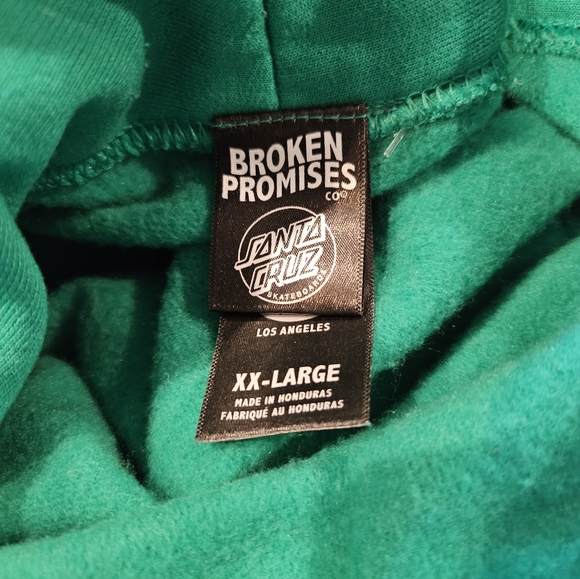 NWOT Mens broken promises x Santa cruz hoodie size XXL color kelly green - Picture 3 of 4